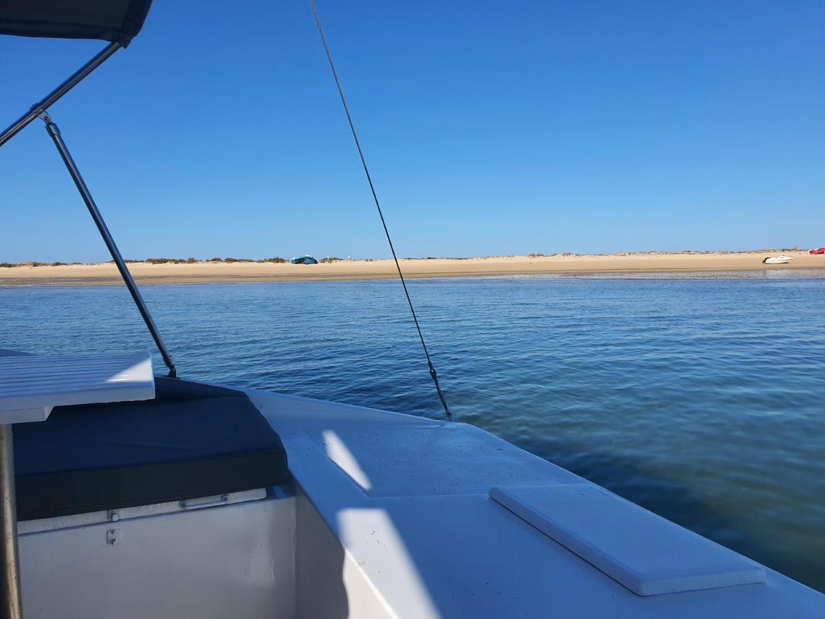 Barco Casa Catamara Sleepandboat Hotell FAO Exteriör bild